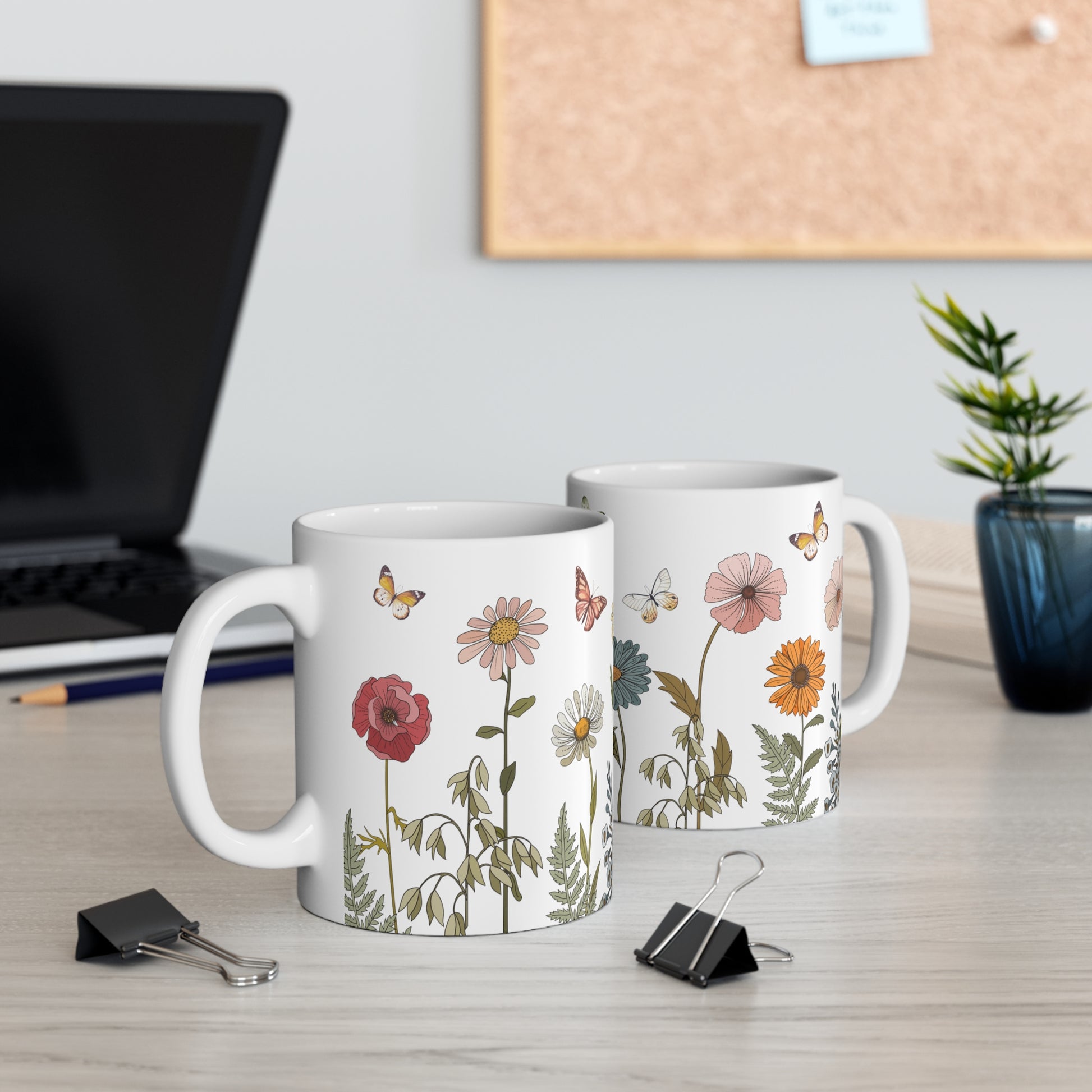 Watercolor Daisy flowers Ceramic Coffee Mug